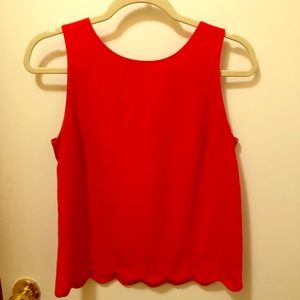 Cute coral top!
